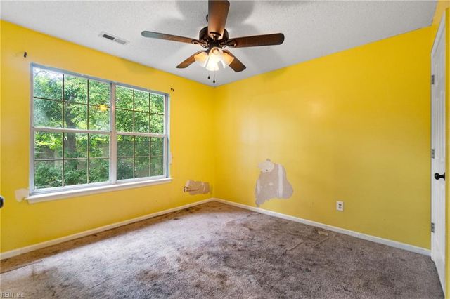 13 Valentine CT, Hampton, VA 23666