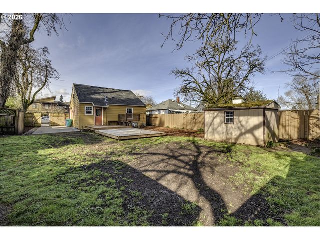 8504 N FOSS Ave, Portland, OR 97203