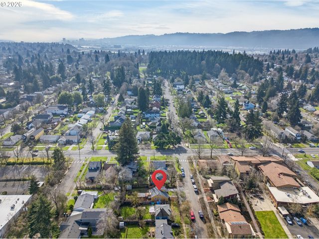 8504 N FOSS Ave, Portland, OR 97203