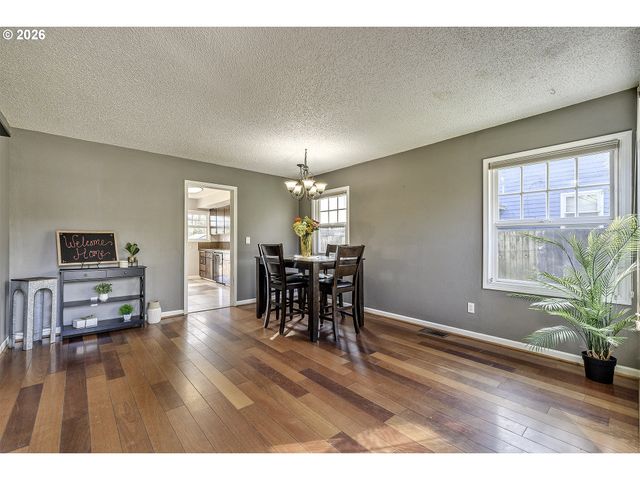 8504 N FOSS Ave, Portland, OR 97203