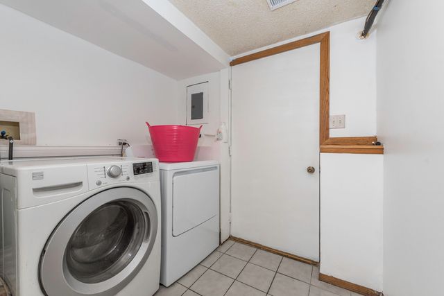10395 W Illinois Avenue, Beach Park, IL 60099