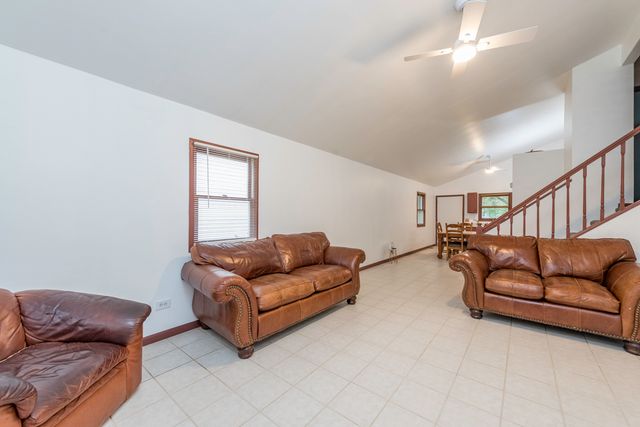 10395 W Illinois Avenue, Beach Park, IL 60099