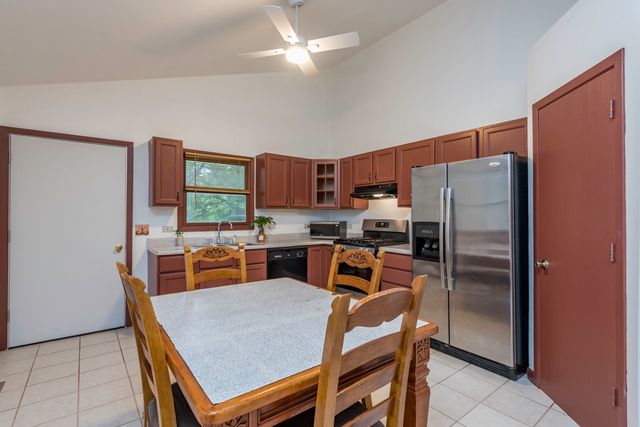 10395 W Illinois Avenue, Beach Park, IL 60099