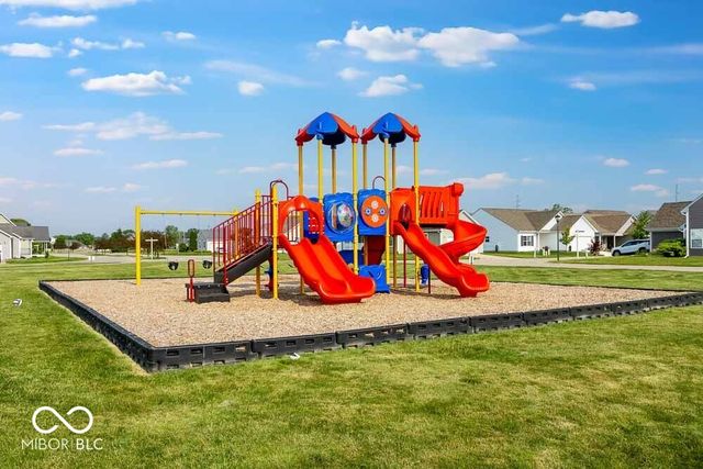 2036 Black Oak Drive, Shelbyville, IN 46176