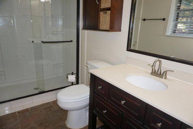 119 Western Hills Dr, Searcy, AR 72143