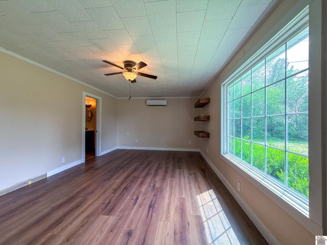 206 Jackson, Hardin, KY 42048