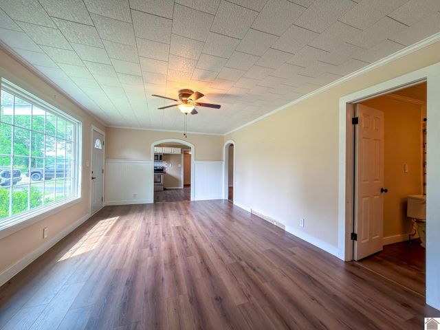 206 Jackson, Hardin, KY 42048