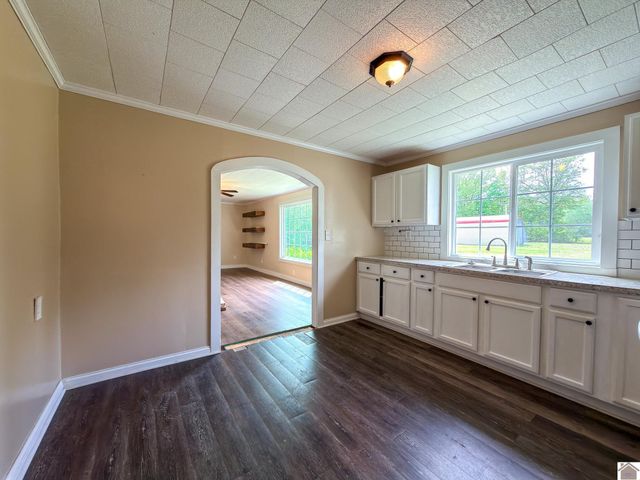 206 Jackson, Hardin, KY 42048