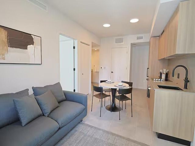 121 NE 5th Street 1506, Miami, FL 33132