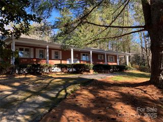 2640 Haywood Road, Hendersonville, NC 28791