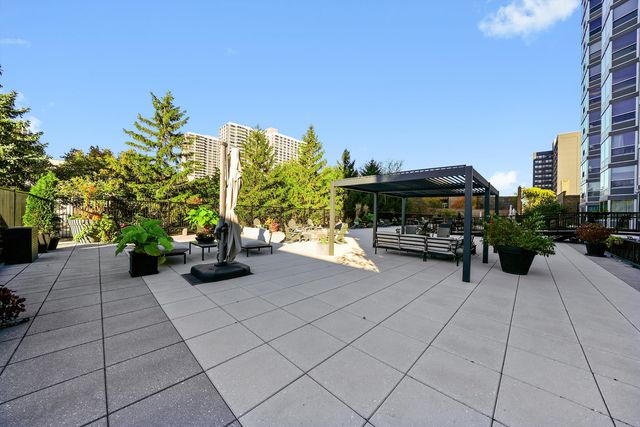 720 W Gordon Terrace 3B, Chicago, IL 60613