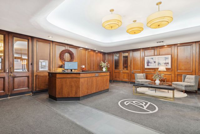 720 W Gordon Terrace 3B, Chicago, IL 60613