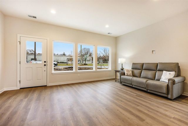 9613 Sapphire Lane Avenue, Portage, MI 49002