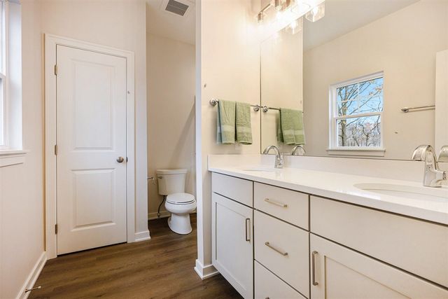 9613 Sapphire Lane Avenue, Portage, MI 49002