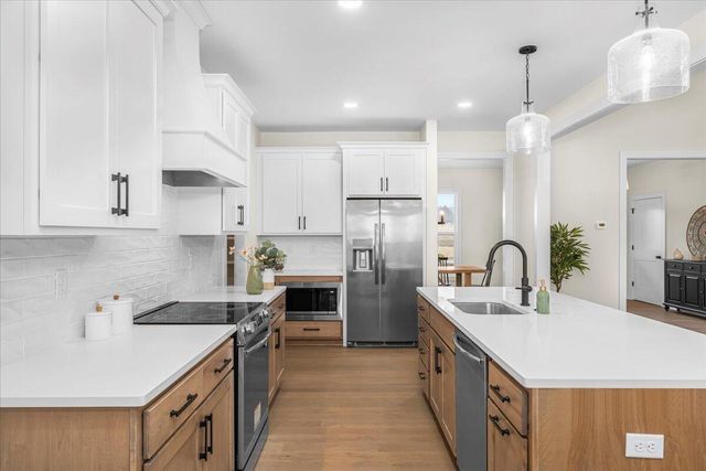 176 Maple Lawn Circle, Nicholasville, KY 40356