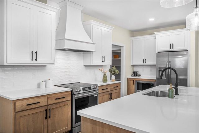 176 Maple Lawn Circle, Nicholasville, KY 40356