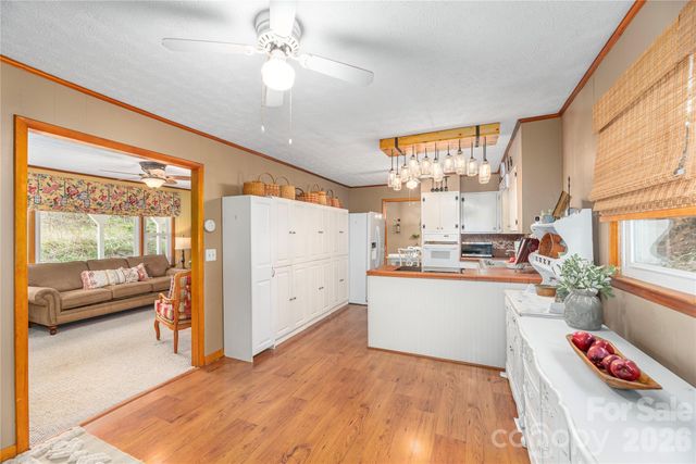 63 Memory Drive, Waynesville, NC 28786