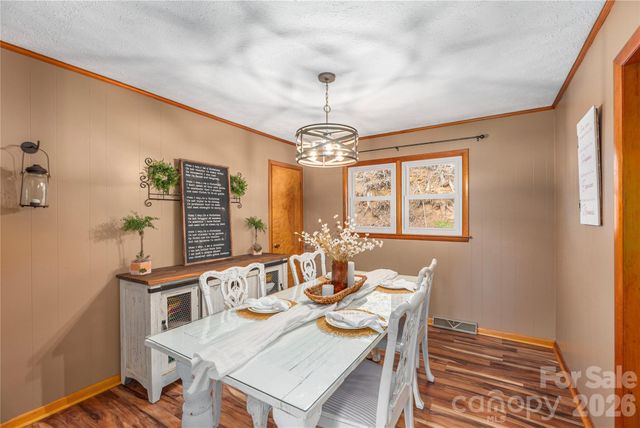 63 Memory Drive, Waynesville, NC 28786