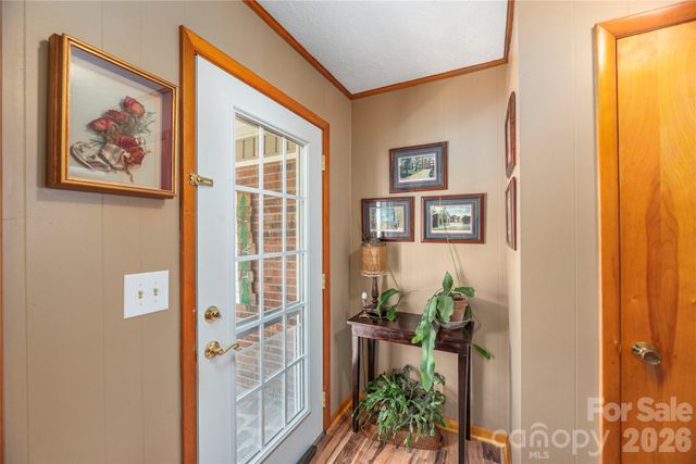 63 Memory Drive, Waynesville, NC 28786