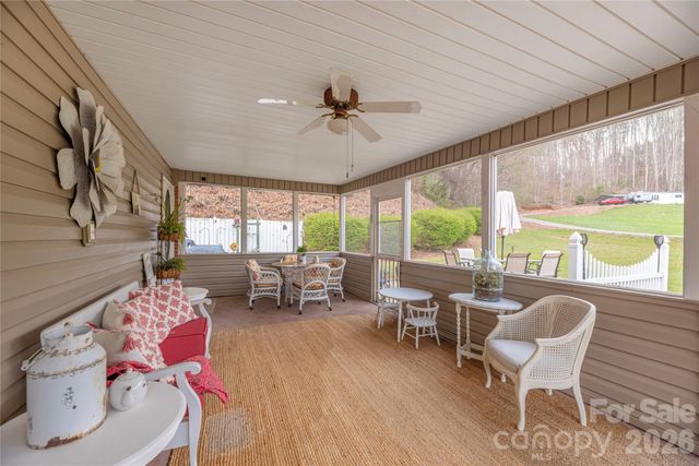 63 Memory Drive, Waynesville, NC 28786