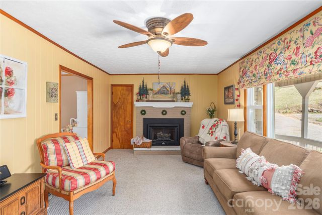 63 Memory Drive, Waynesville, NC 28786