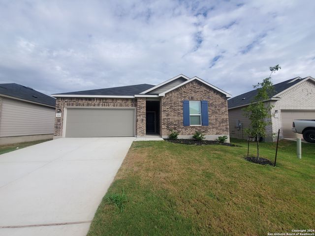 518 DEER CREST DR, New Braunfels, TX 78130