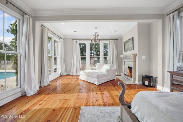 214 Old Bay Lane, Bay Saint Louis, MS 39520