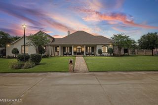214 Old Bay Lane, Bay Saint Louis, MS 39520