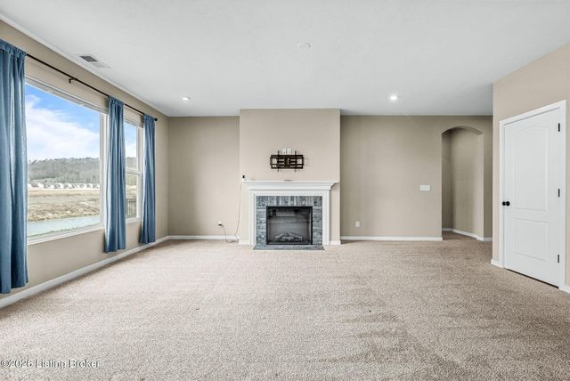 203 Stargaze Dr, Shepherdsville, KY 40165