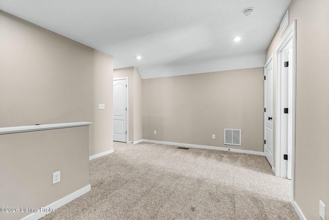 203 Stargaze Dr, Shepherdsville, KY 40165