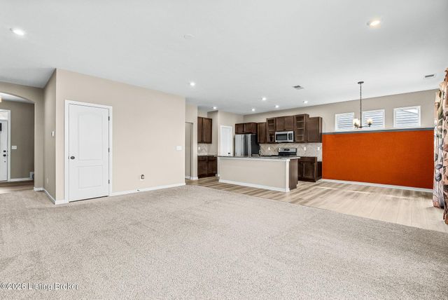 203 Stargaze Dr, Shepherdsville, KY 40165