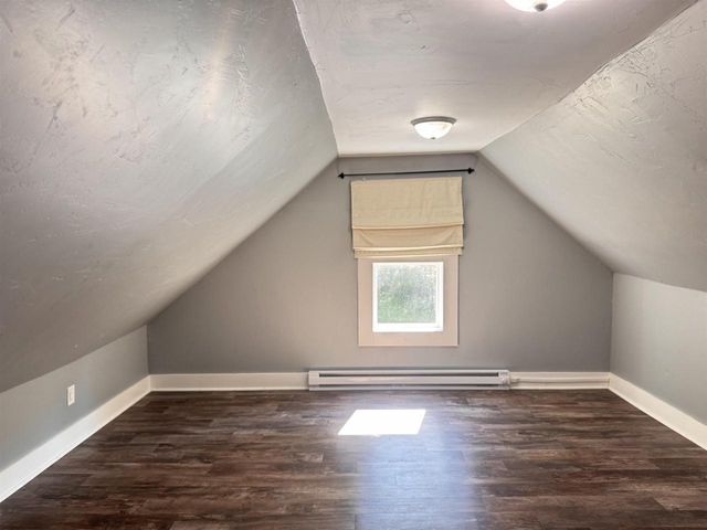 401 BAILEY STREET, Waupaca, WI 54981