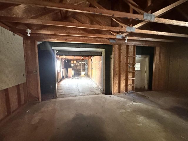 401 BAILEY STREET, Waupaca, WI 54981