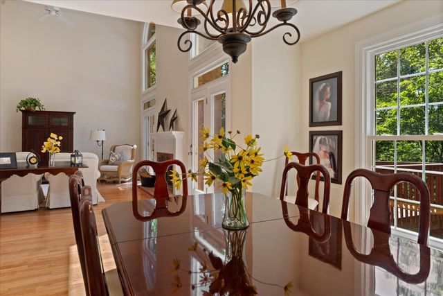 494 Deer Ridge Ln, Nashville, TN 37221