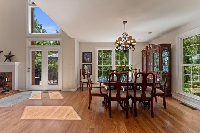 494 Deer Ridge Ln, Nashville, TN 37221