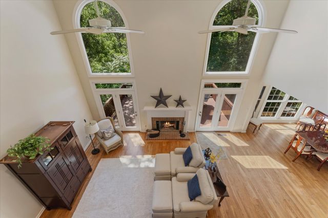 494 Deer Ridge Ln, Nashville, TN 37221