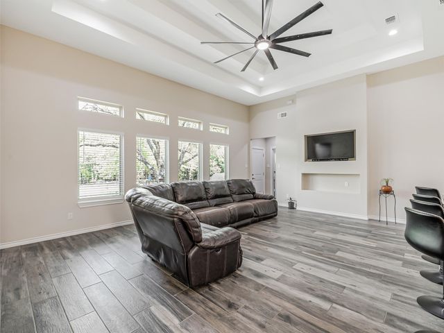 775 Phillips Drive, Azle, TX 76020