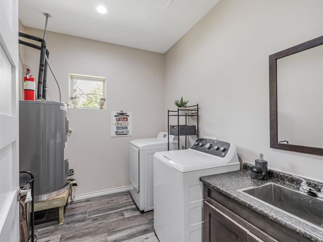 775 Phillips Drive, Azle, TX 76020