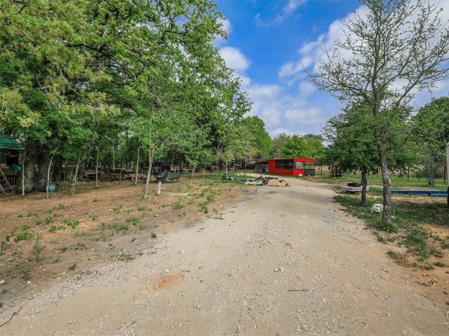 775 Phillips Drive, Azle, TX 76020