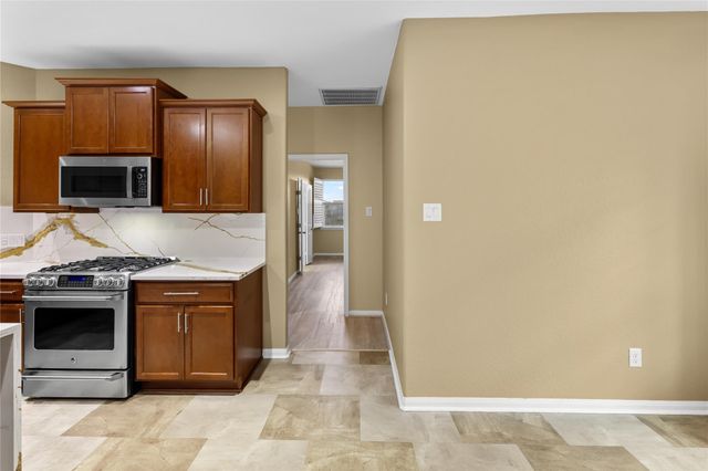 3317 Oak Dale Way, Seabrook, TX 77586