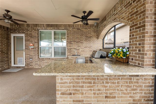 3317 Oak Dale Way, Seabrook, TX 77586