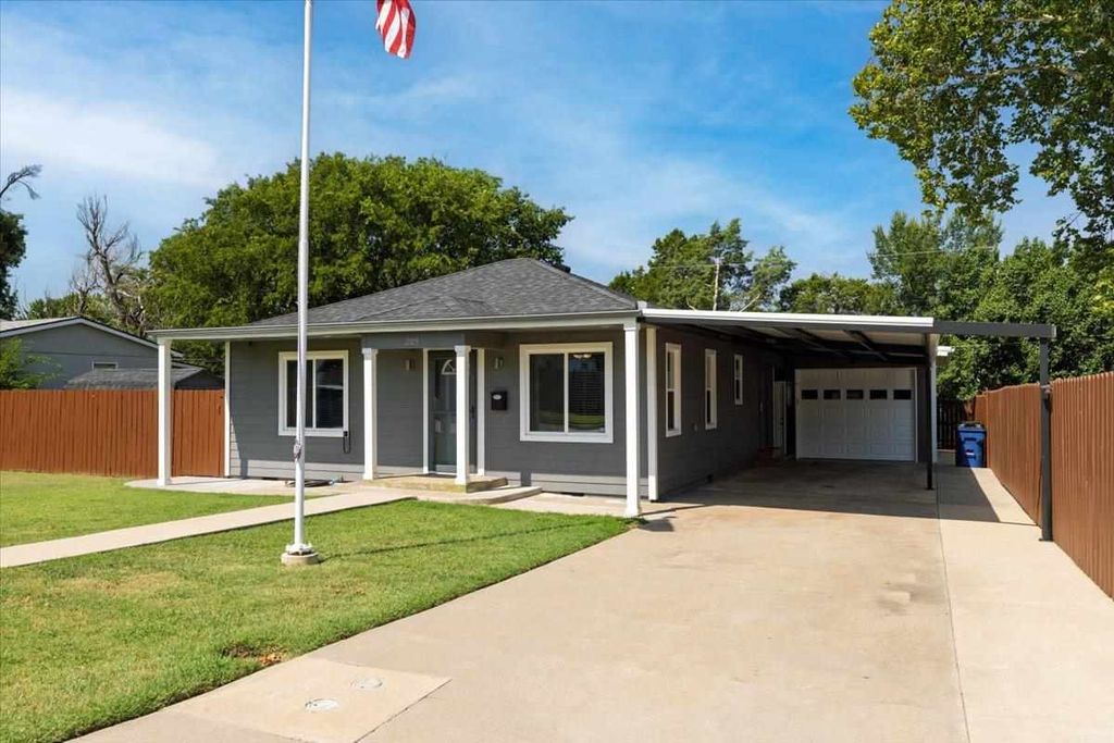 209 N 22nd St, Duncan, OK 73533