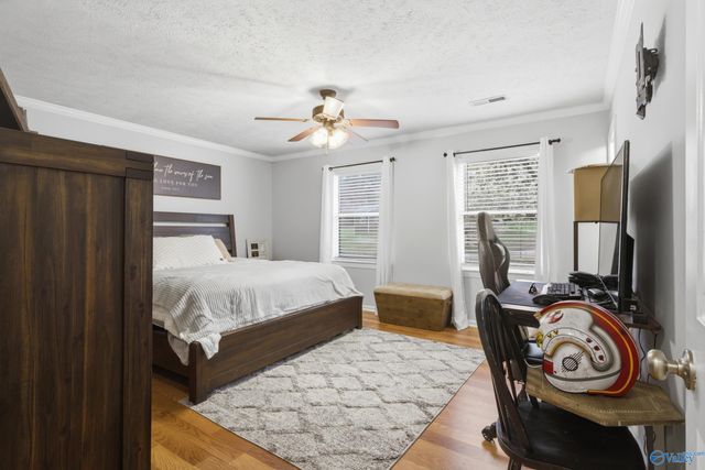 104 Saralee Drive, Huntsville, AL 35811