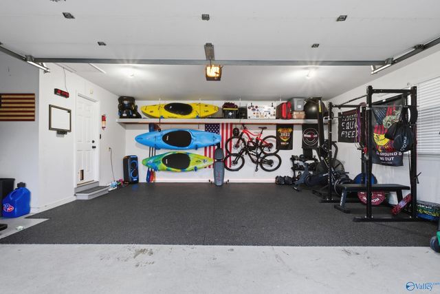 104 Saralee Drive, Huntsville, AL 35811