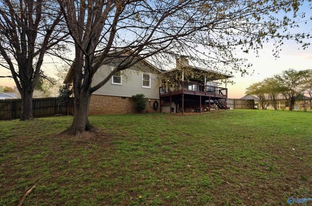 104 Saralee Drive, Huntsville, AL 35811