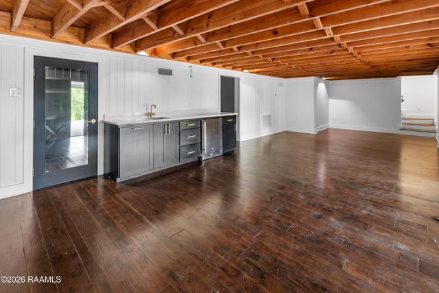 223 Beverly Drive, Lafayette, LA 70503