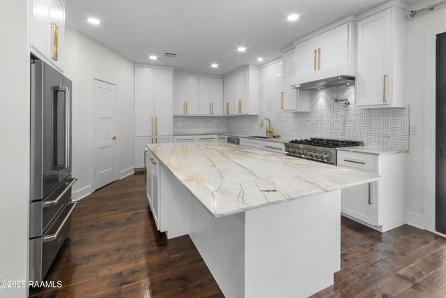 223 Beverly Drive, Lafayette, LA 70503