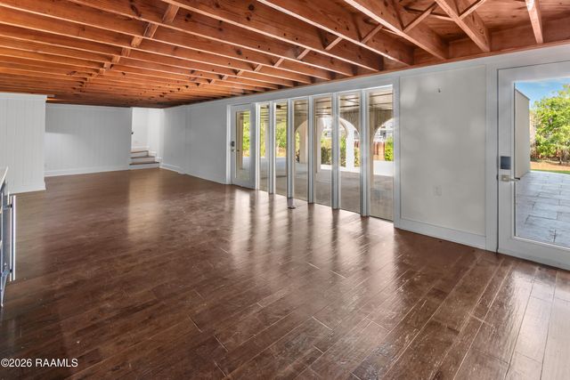223 Beverly Drive, Lafayette, LA 70503
