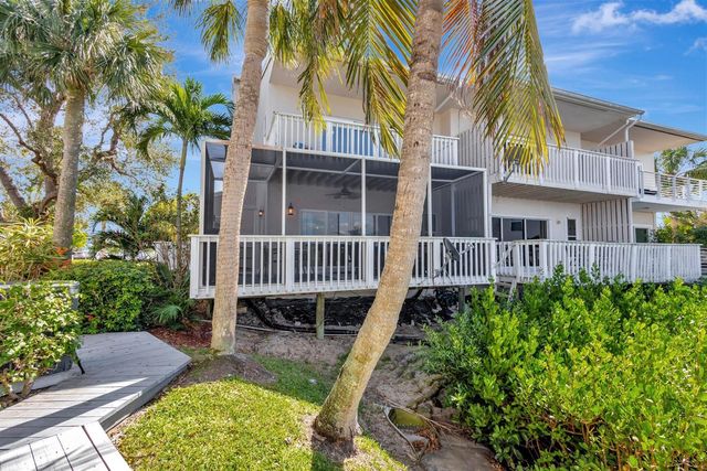 2470 Harbour Cove Drive, Hutchinson Island, FL 34949