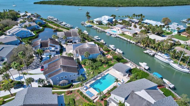 2470 Harbour Cove Drive, Hutchinson Island, FL 34949